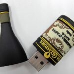 usb a medida personazalidos botella